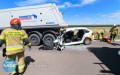 Wbił się w&nbsp;naczepe, wypadek na DK 94 [AKTUALIZACJA]